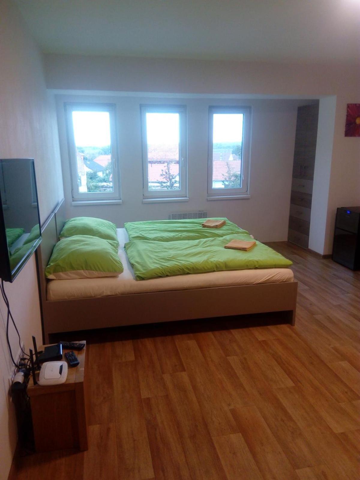 Apartman Pritluky - Zdenek Bukovsky Dış mekan fotoğraf